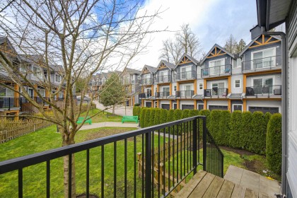 Photo 6 at 22 - 22810 113 Avenue, East Central, Maple Ridge