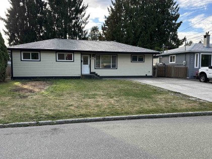 Photo 3 at 11645 Steeves Street, Southwest Maple Ridge, Maple Ridge