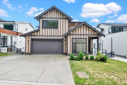 Photo 2 at 33958 Parr Avenue, Mission BC, Mission