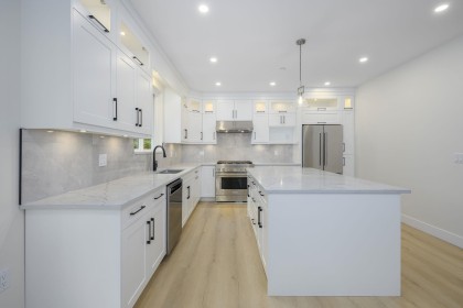 Photo 11 at 23349 Cross Road, Silver Valley, Maple Ridge