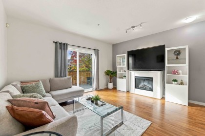 Photo 7 at 17 - 19572 Fraser Way, South Meadows, Pitt Meadows