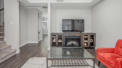 Photo 5 at 2 - 10480 248 Street, Thornhill MR, Maple Ridge