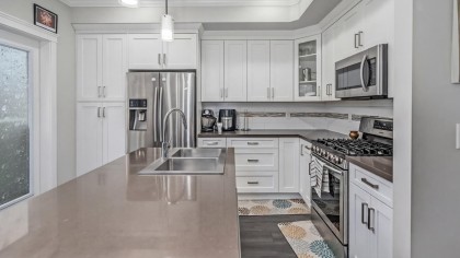 Photo 9 at 2 - 10480 248 Street, Thornhill MR, Maple Ridge