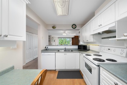 Photo 5 at 509 - 12148 224 Street, East Central, Maple Ridge