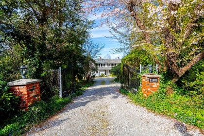 Photo 3 at 21489 Cherry Place, West Central, Maple Ridge