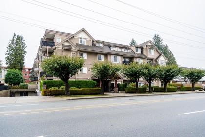 Photo 2 at 301 - 22150 Dewdney Trunk Road, West Central, Maple Ridge