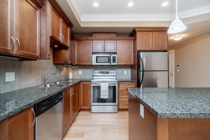 Photo 5 at 301 - 22150 Dewdney Trunk Road, West Central, Maple Ridge
