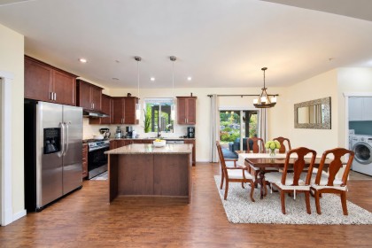 Photo 9 at 10758 Beecham Place, Thornhill MR, Maple Ridge
