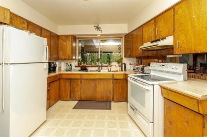 Photo 5 at 12250 Skillen Street, Northwest Maple Ridge, Maple Ridge