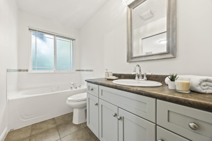 Photo 11 at 24222 103 Avenue, Albion, Maple Ridge