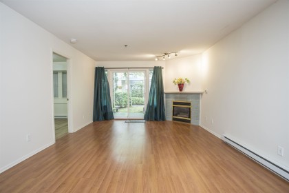 Photo 4 at 22 - 12449 191 Street, Mid Meadows, Pitt Meadows