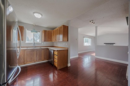 Photo 7 at 5 - 23205 Calvin Crescent, East Central, Maple Ridge