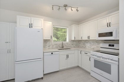 Photo 7 at 32138 Holiday Avenue, Mission BC, Mission