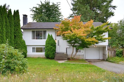 Photo 1 at 32138 Holiday Avenue, Mission BC, Mission