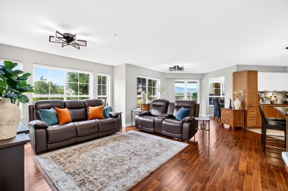 Photo 15 at 123 - 19673 Meadow Gardens Way, North Meadows PI, Pitt Meadows