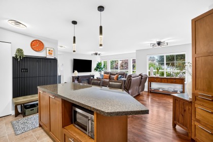 Photo 8 at 123 - 19673 Meadow Gardens Way, North Meadows PI, Pitt Meadows