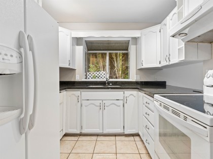 Photo 9 at 11638 225 Street, East Central, Maple Ridge