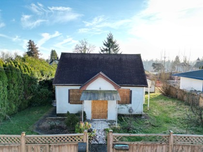 Photo 8 at 22328 St Anne Avenue, West Central, Maple Ridge
