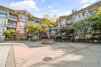 Photo 3 at 204 - 11950 Harris Road, Central Meadows, Pitt Meadows