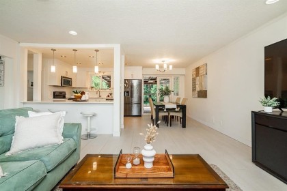 Photo 13 at 24084 102 Avenue, Albion, Maple Ridge