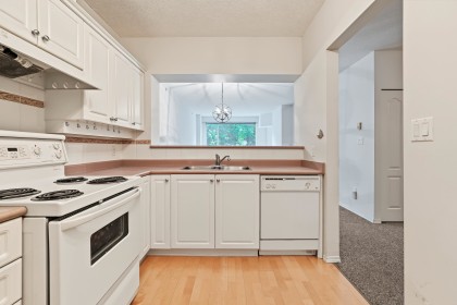 Photo 12 at 108 - 12148 224 Street, East Central, Maple Ridge
