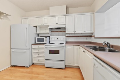 Photo 11 at 108 - 12148 224 Street, East Central, Maple Ridge