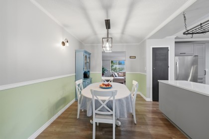 Photo 7 at 12092 Glenhurst Street, East Central, Maple Ridge