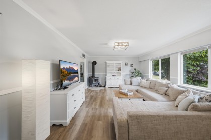 Photo 5 at 12092 Glenhurst Street, East Central, Maple Ridge