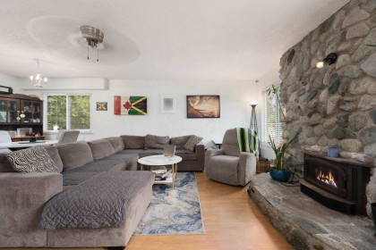 Photo 13 at 22702 123 Avenue, East Central, Maple Ridge