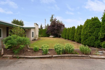 Photo 3 at 22702 123 Avenue, East Central, Maple Ridge
