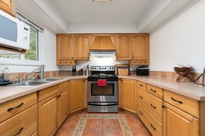 Photo 18 at 22702 123 Avenue, East Central, Maple Ridge