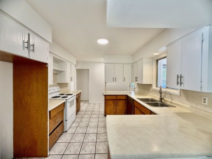 Photo 19 at 14827 Sylvester Road, Durieu, Mission