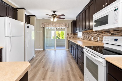 Photo 3 at 91 - 41168 Lougheed Highway, Dewdney Deroche, Mission