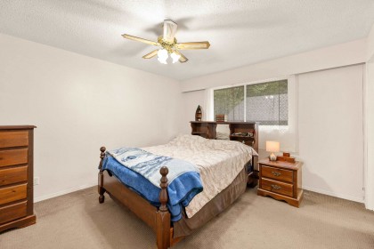 Photo 10 at 34692 Dewdney Trunk Road, Hatzic, Mission