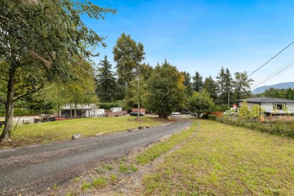 Photo 35 at 34692 Dewdney Trunk Road, Hatzic, Mission