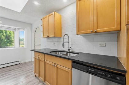 Photo 13 at 20225 Lorne Avenue, Southwest Maple Ridge, Maple Ridge