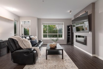 Photo 3 at 11 - 23986 104 Avenue, Albion, Maple Ridge