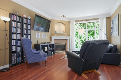 Photo 6 at 28 - 11358 Cottonwood Drive, Cottonwood MR, Maple Ridge