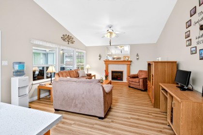 Photo 5 at 11690 206a Street, Southwest Maple Ridge, Maple Ridge