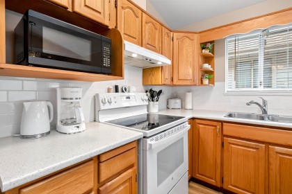 Photo 15 at 11690 206a Street, Southwest Maple Ridge, Maple Ridge