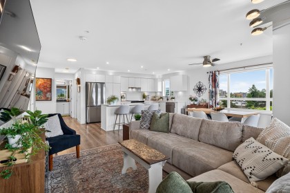 Photo 1 at 503 - 22575 Brown Avenue, East Central, Maple Ridge