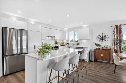 Photo 8 at 503 - 22575 Brown Avenue, East Central, Maple Ridge
