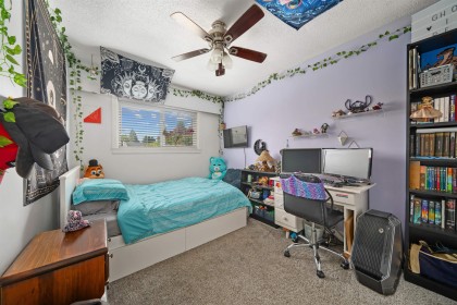 Photo 13 at 12347 Greenwell Street, East Central, Maple Ridge