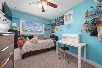 Photo 14 at 12347 Greenwell Street, East Central, Maple Ridge