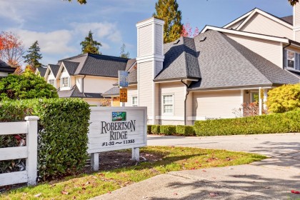 Photo 1 at 10 - 11355 236 Street, Cottonwood MR, Maple Ridge