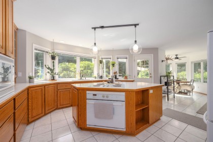 Photo 12 at 26070 116 Avenue, Websters Corners, Maple Ridge