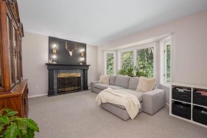Photo 10 at 26070 116 Avenue, Websters Corners, Maple Ridge
