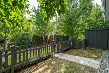 Photo 27 at 602 - 11295 Pazarena Place, East Central, Maple Ridge