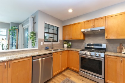 Photo 15 at 34 - 23343 Kanaka Way, Cottonwood MR, Maple Ridge