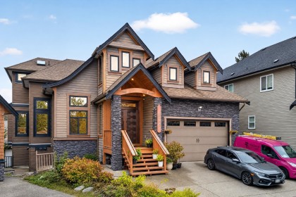Photo 1 at 33175 Holman Place, Mission BC, Mission
